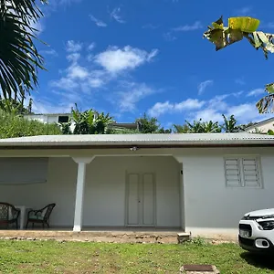  Hébergement de vacances Jolie Maison Creole - Confort